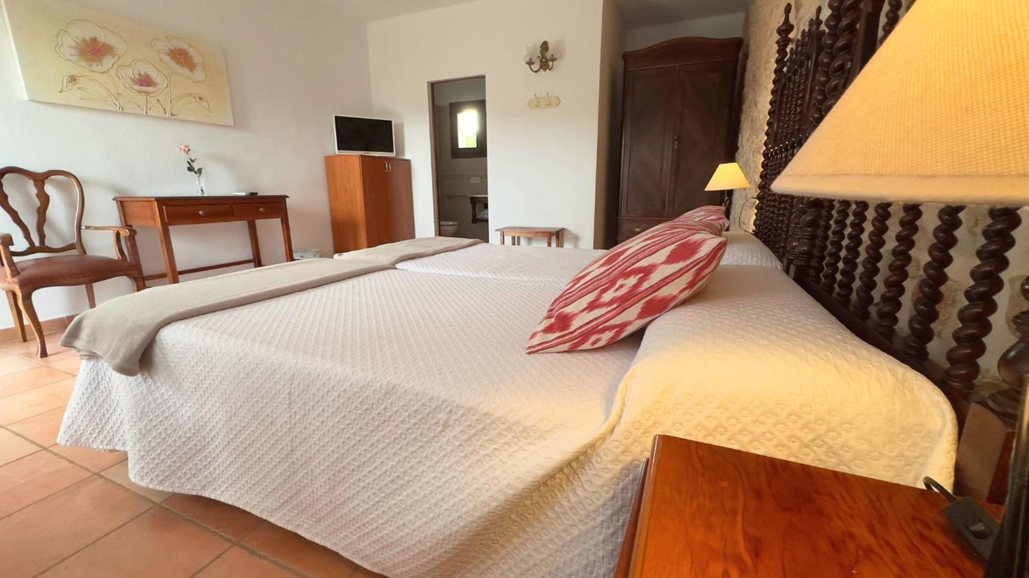 Bonvent Villa Felanitx Oda fotoğraf